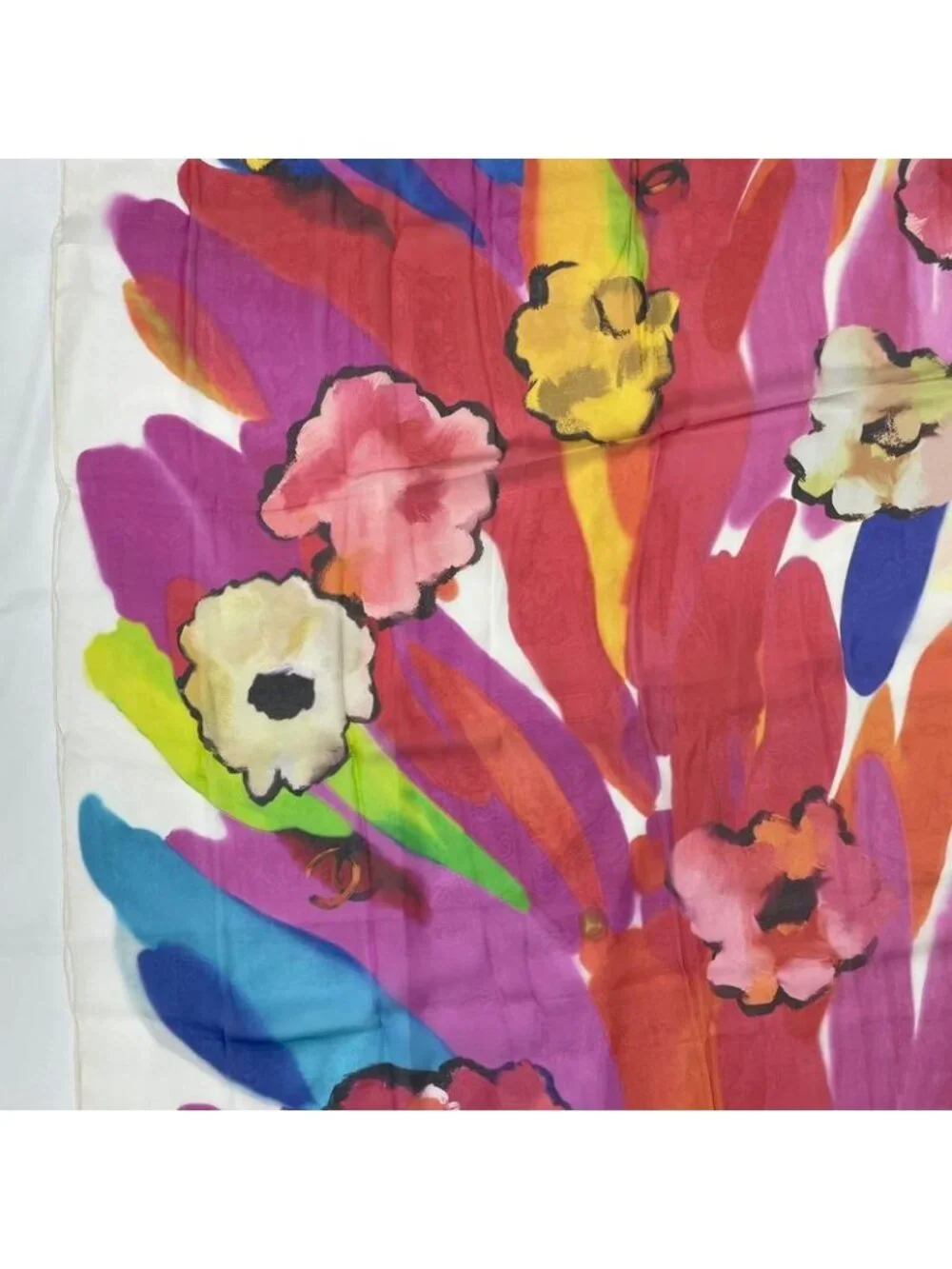 Chanel Super Large Scarf - Picture 6 of 11